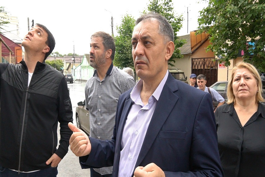 В Махачкале провели проверку по вопросу законности строительства частного здания вблизи РЦТО